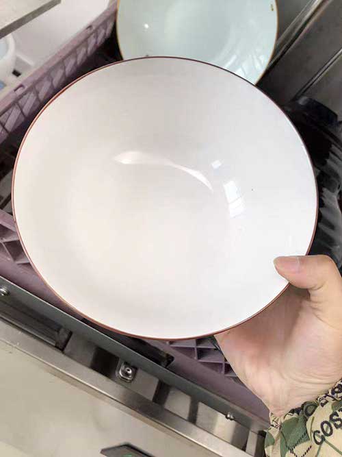洗碗机洗出来的碗