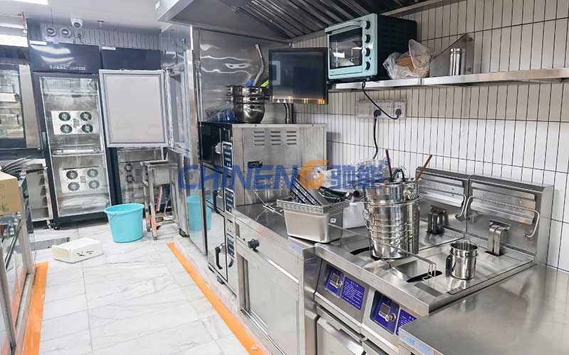 克茗冰室厨房加工区