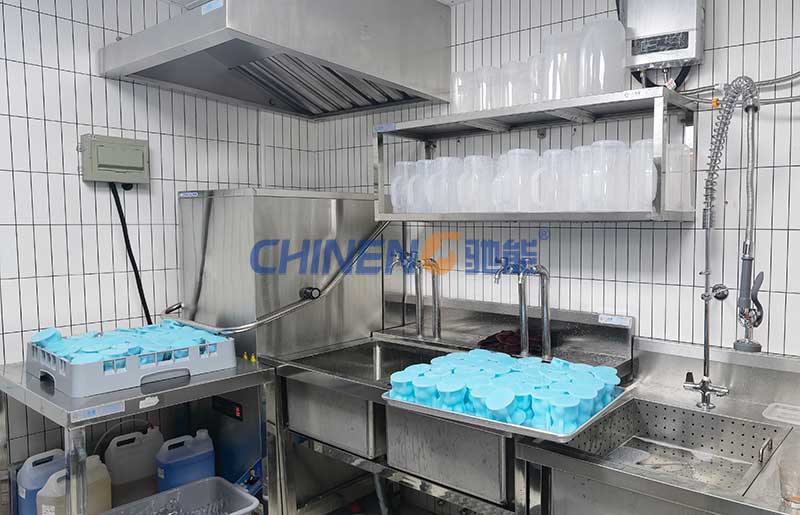 克茗冰室厨房洗消区